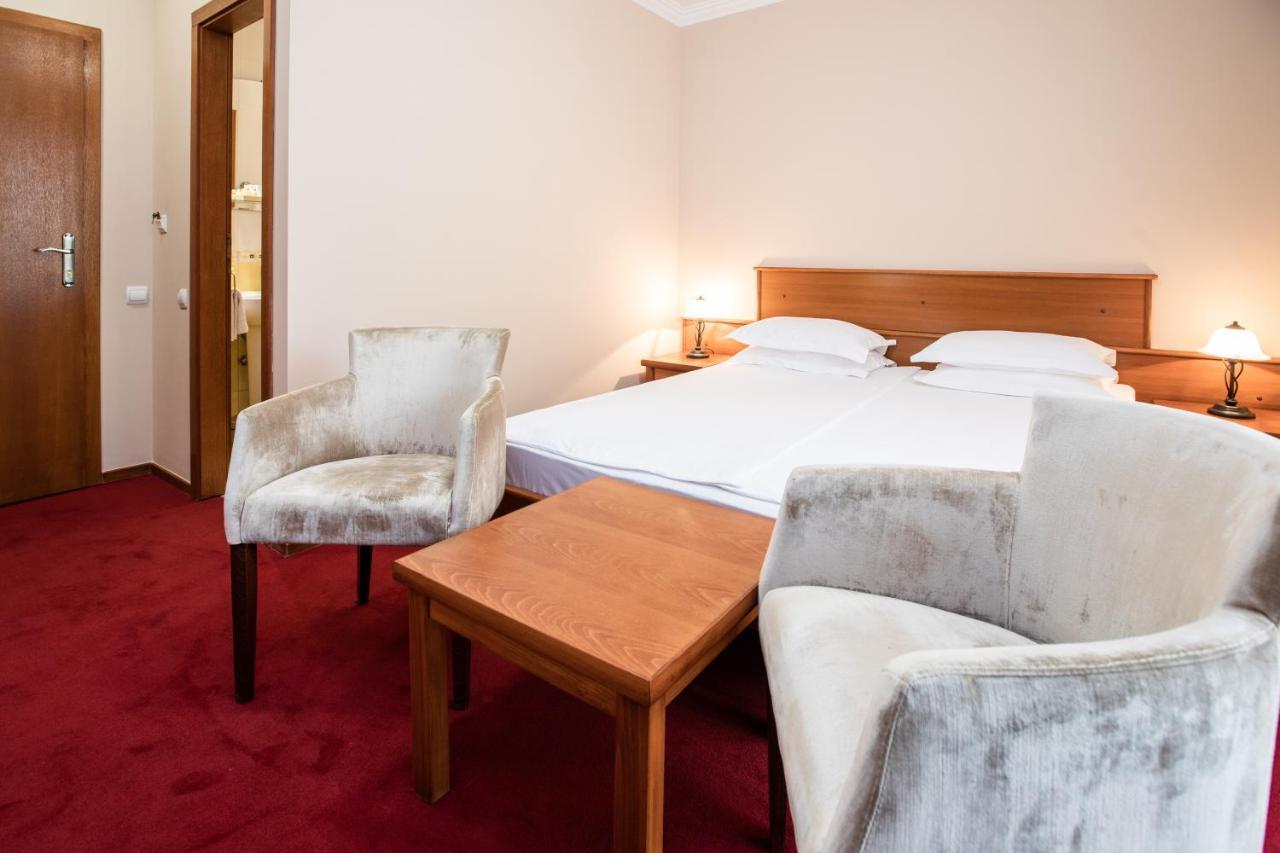 Hotel Vila Lago Палич Экстерьер фото